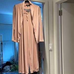 Missguided High-Waisted Blush Velvet Pant Suit Set